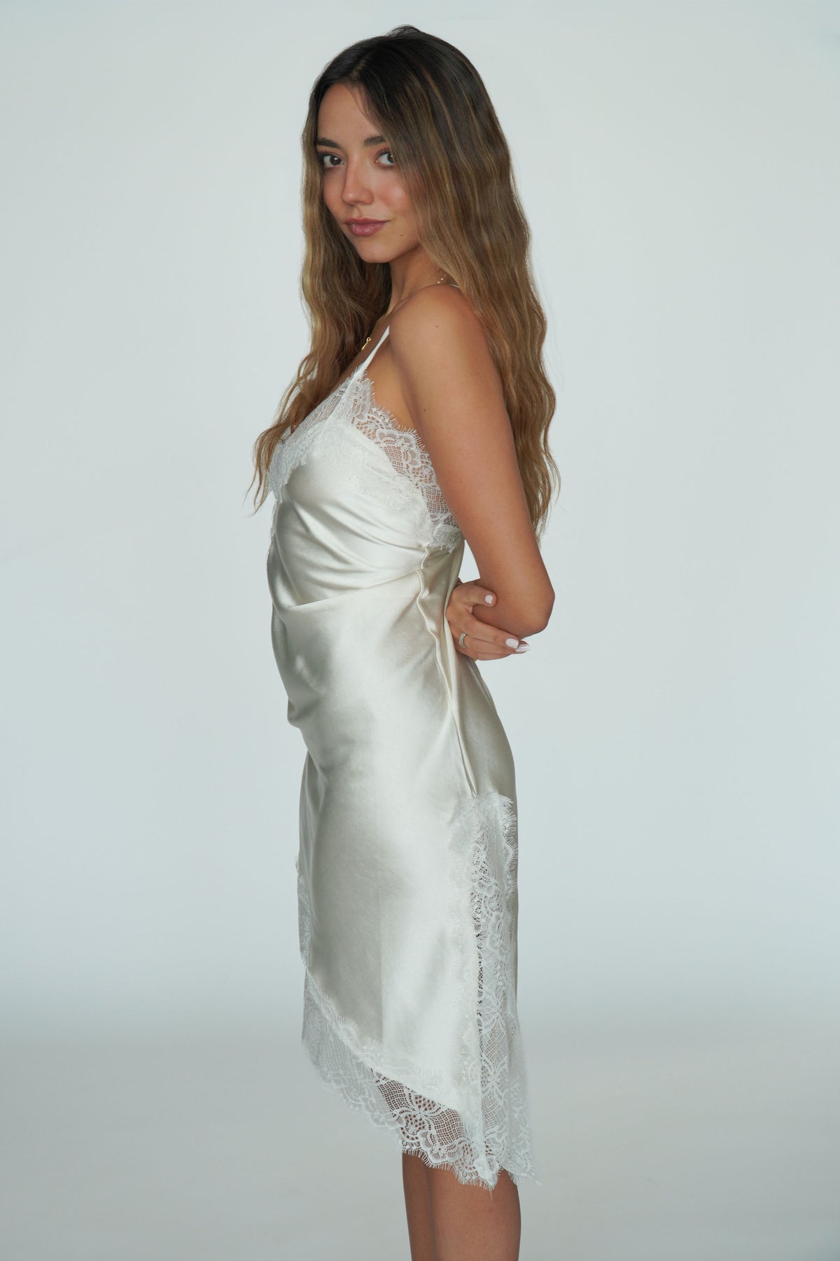 Vestido de Encaje Blanco