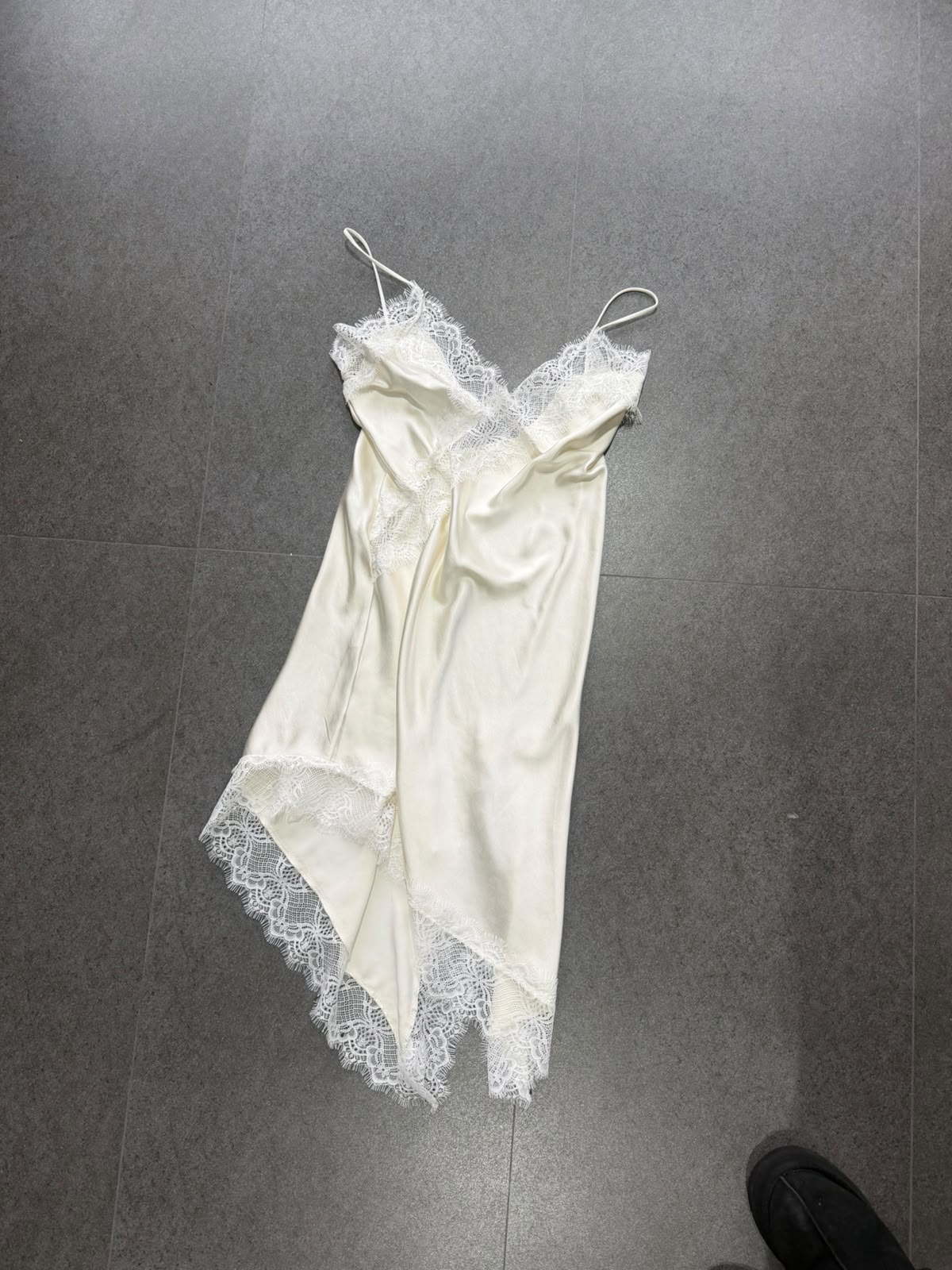 Vestido blanco con encaje
