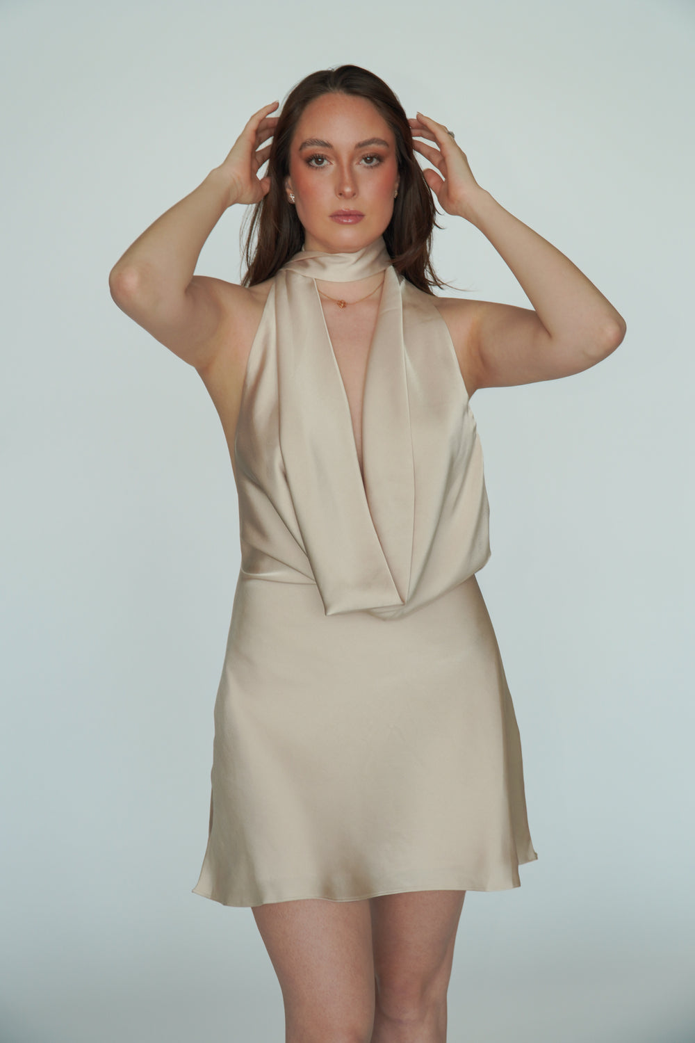Vestido Corto Champagne
